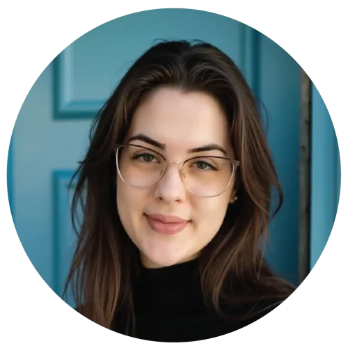 Kayleigh — Pop-Vac team member headshot